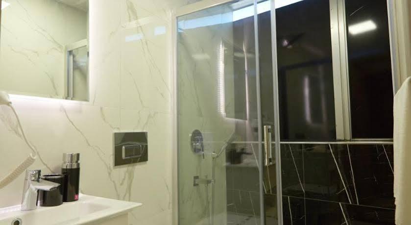 Kartal Palace Taksim Square Family Hotel Istanbul Ngoại thất bức ảnh